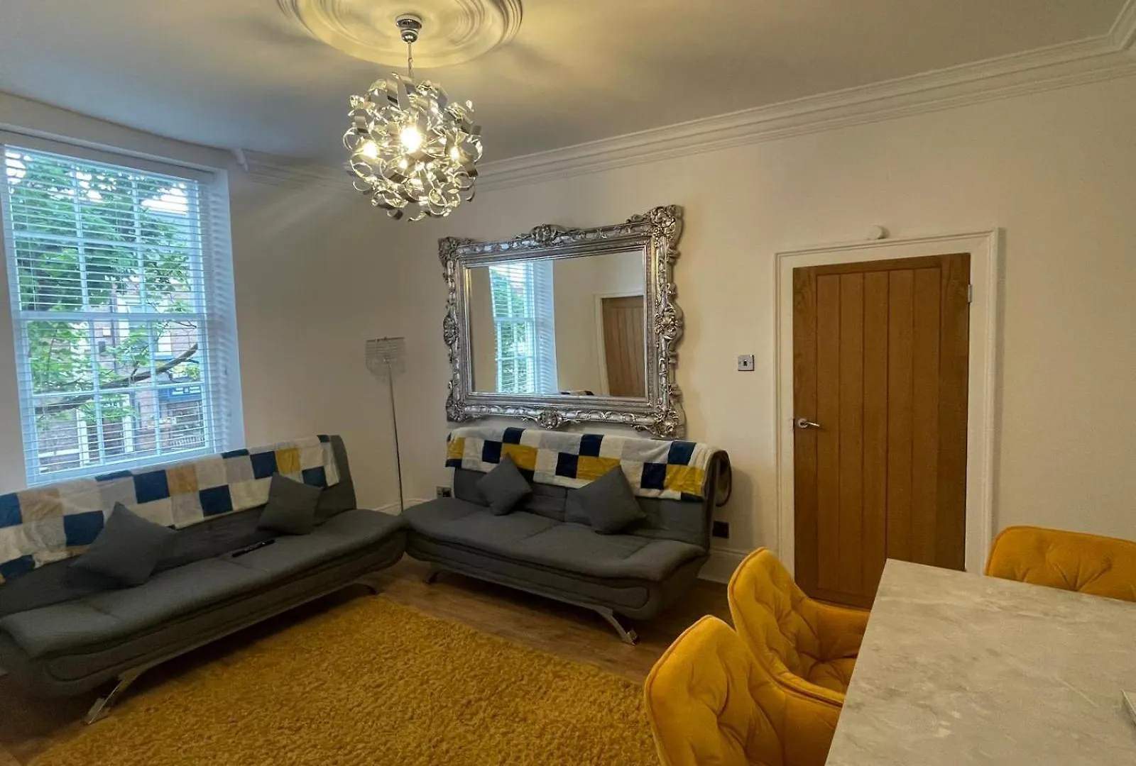 Ridley House Apartments يارم